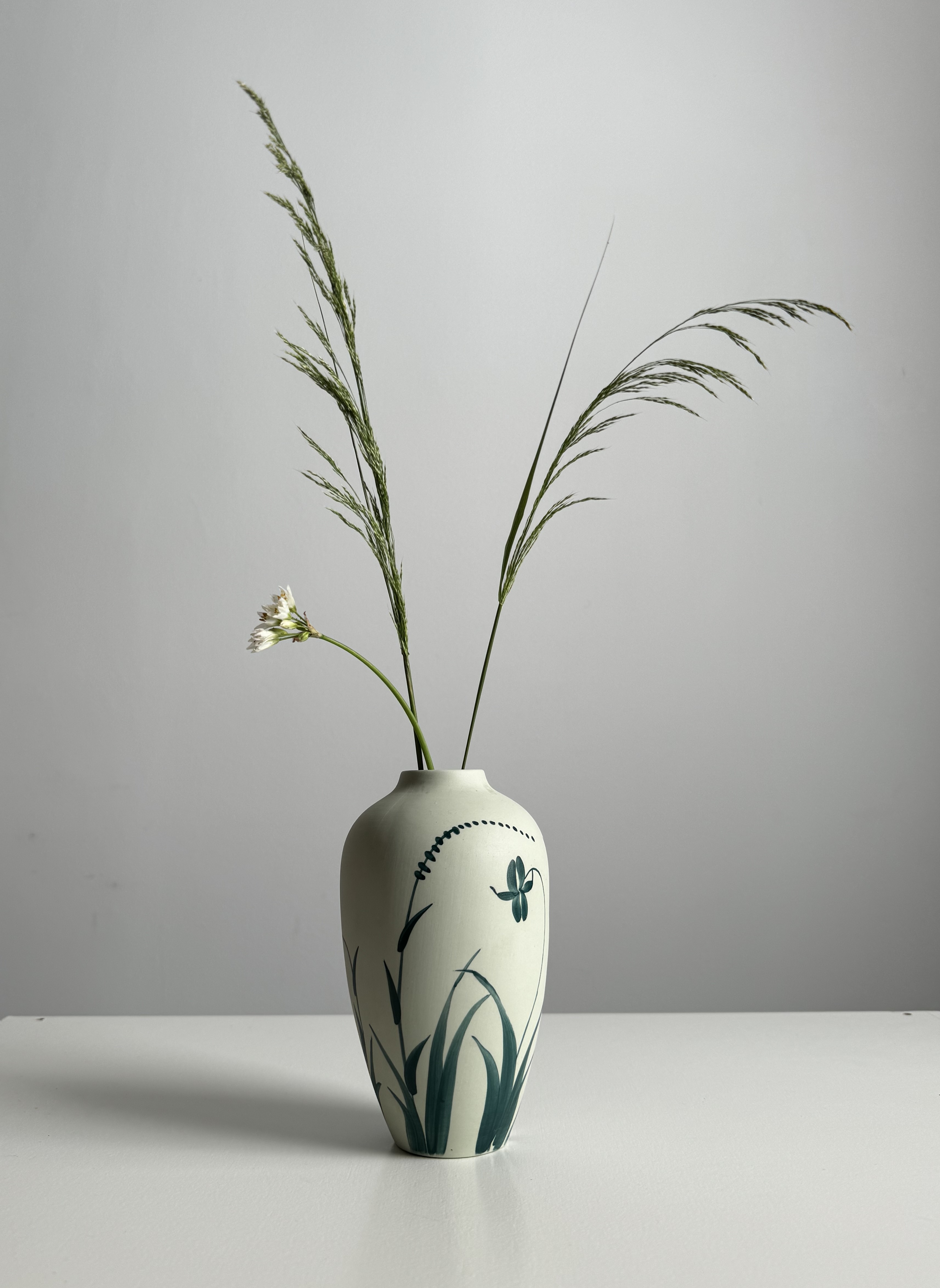A hand-painted vase by the Finnish company Arabia, produced since the 1950s.