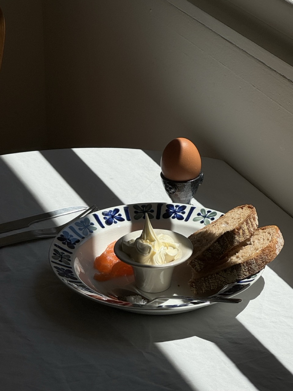 Plates from the Katrilli series by the Finnish brand Arabia.