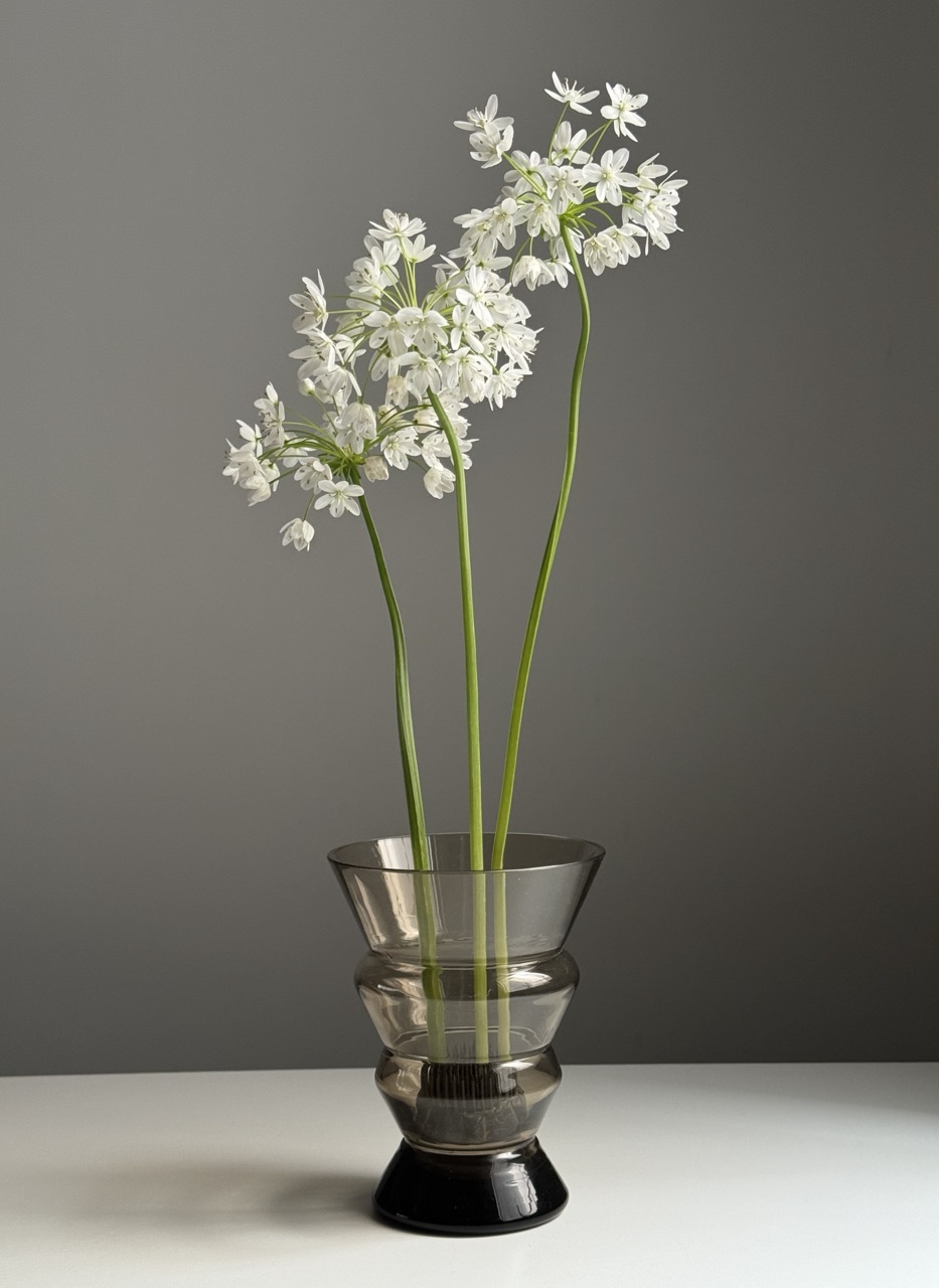 Finnish glass vase by Muurla