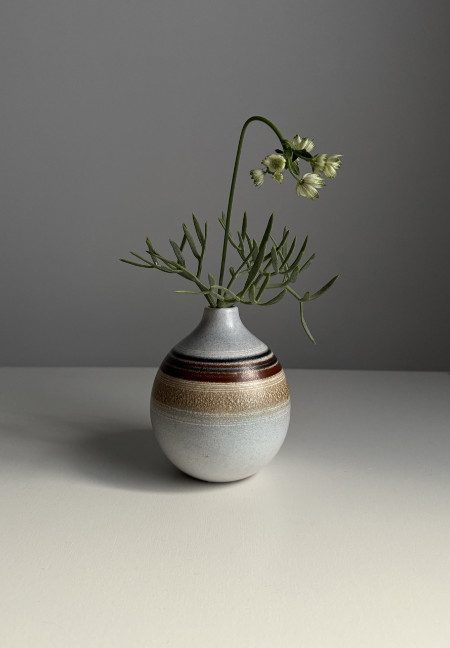 Handmade ceramic vase by the ceramist Joan Serra, 1960s.