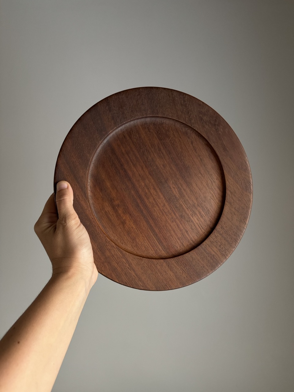  4 hand-crafted teak plates Wiggers / Denmark, 1960s