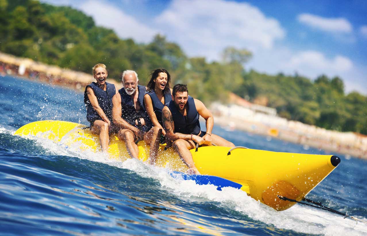Roatán Banana Boat Ride: Hold On for the Ultimate Splash! ***Excursion Only***