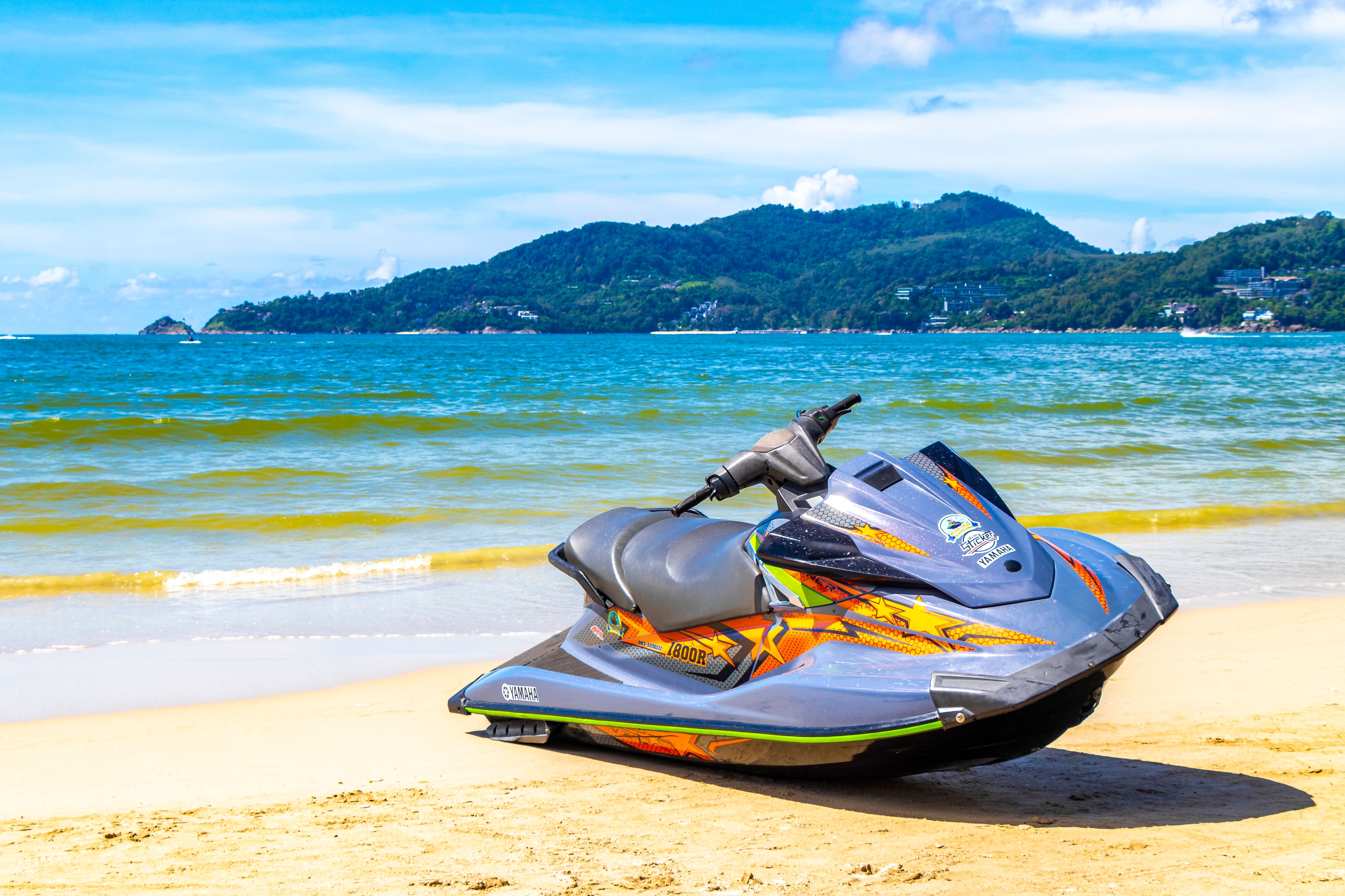Roatán Jet Ski Adventure: Ride the Waves!