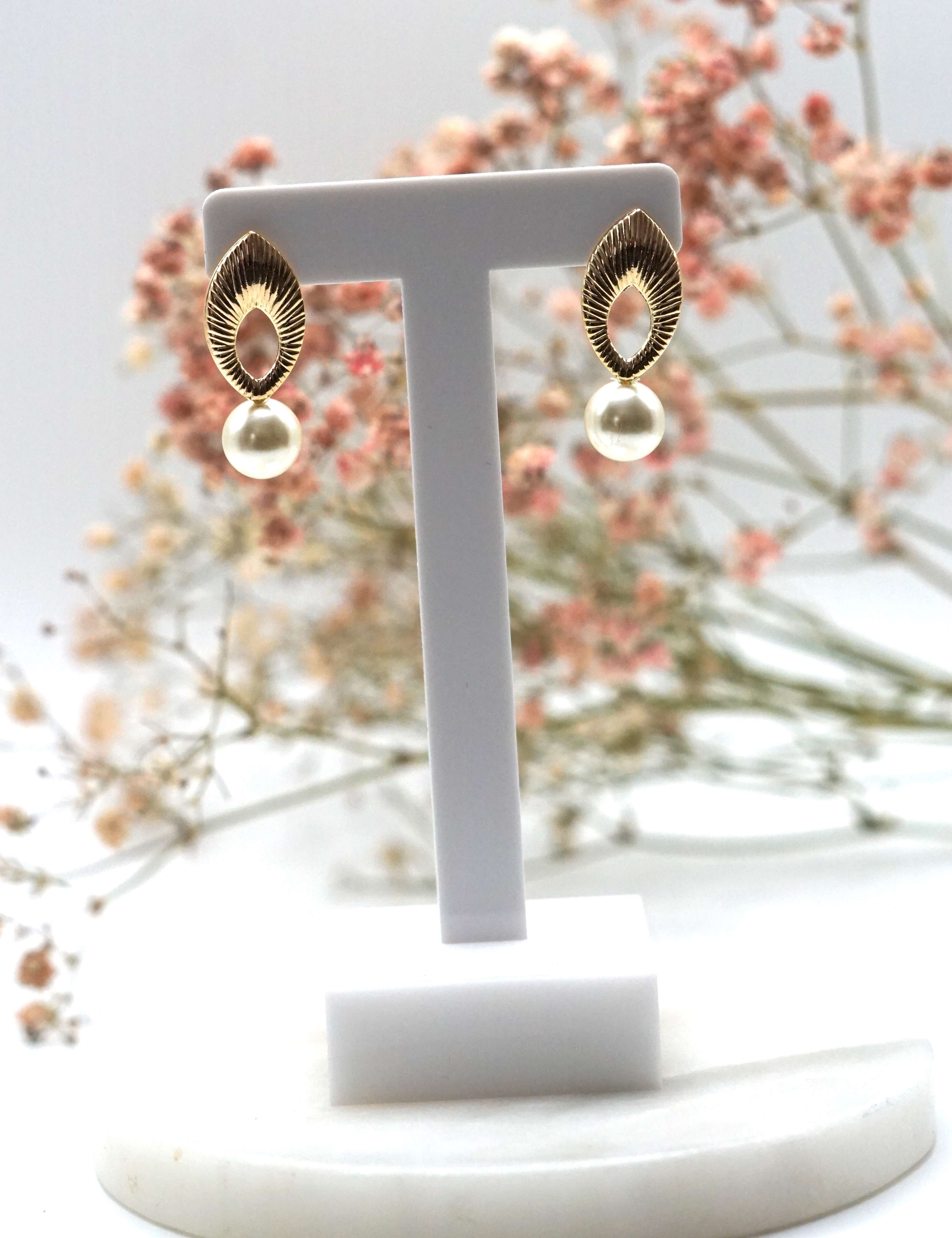 Elegant Pearl Drop Earrings