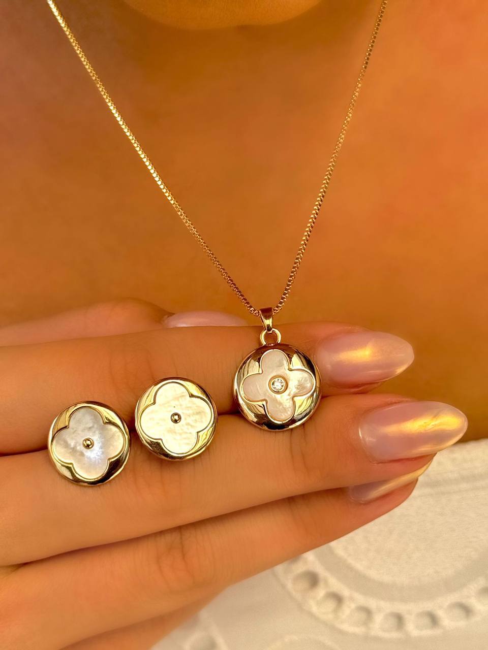 Flower Pendant and Earrings Set