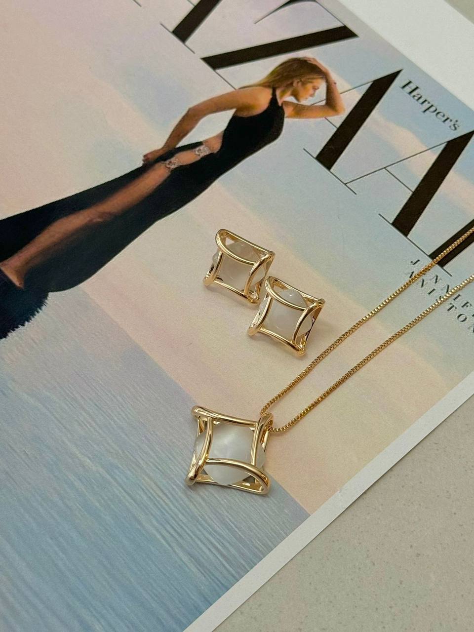 Square Gold Jewelry Set Mother of Pearls