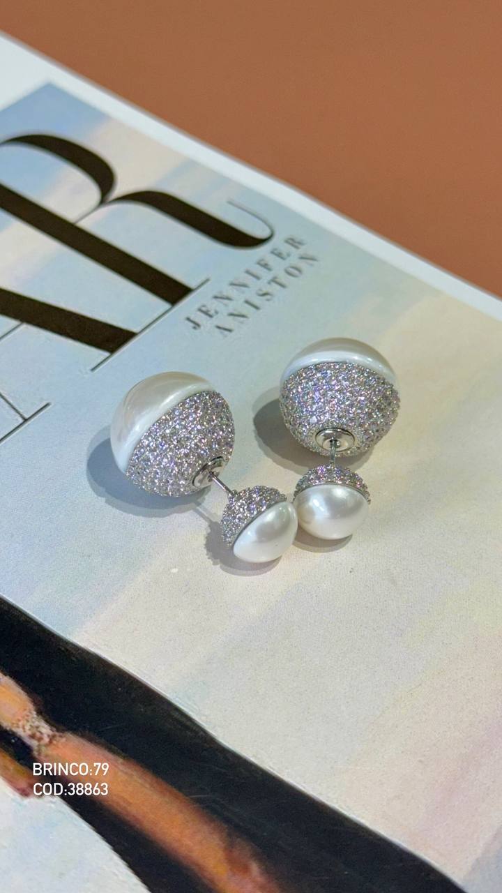 Elegant Pearl Earrings