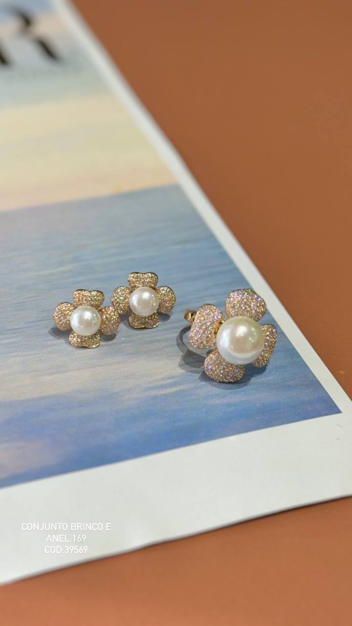 Elegant Pearl Flower Ring and earrings set