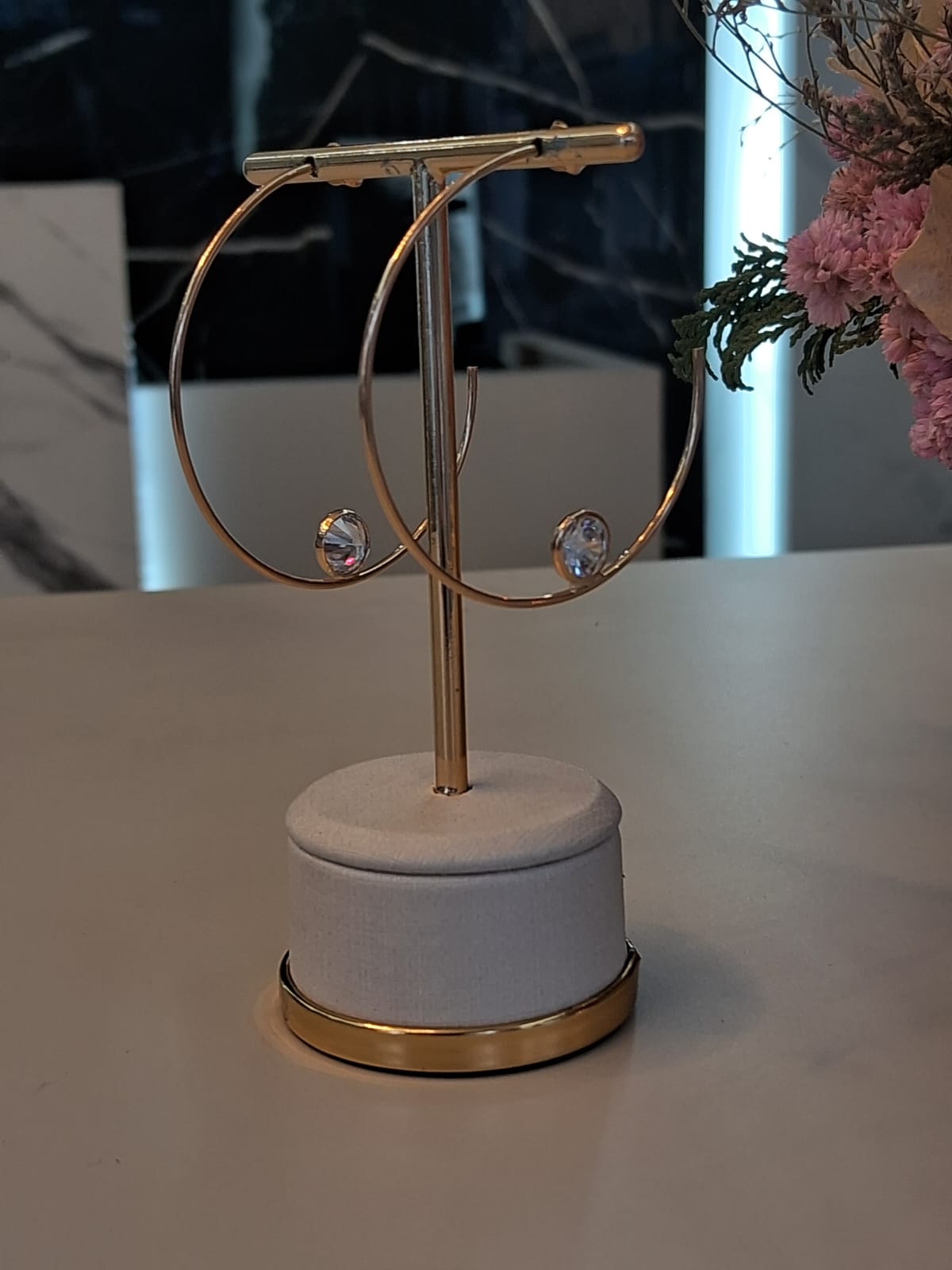 Elegant Gold Hoop Earrings