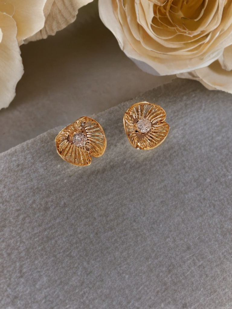 Elegant Gold Flower Earrings