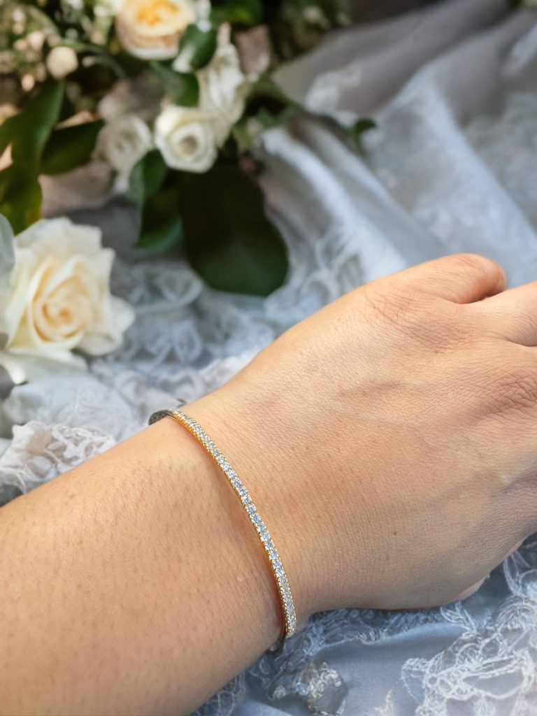 Elegant Gold Bracelet