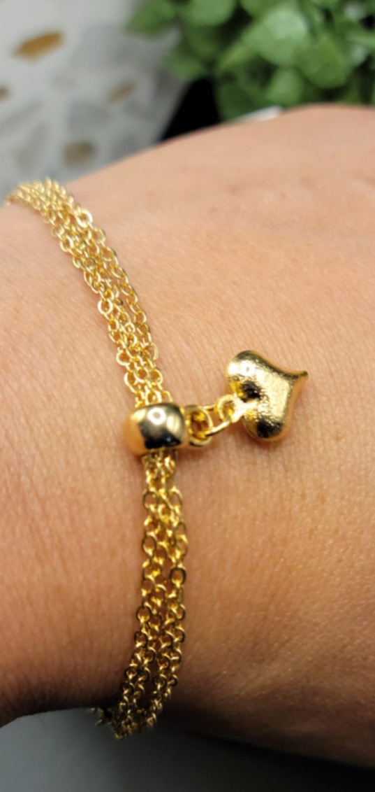 Gold Heart Charm Bracelet
