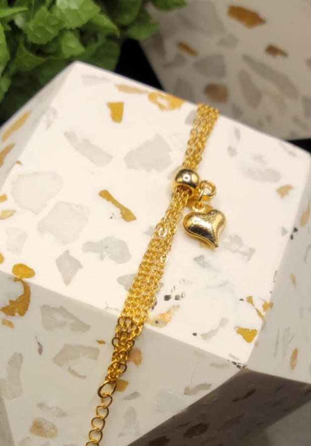 Gold Heart Charm Bracelet