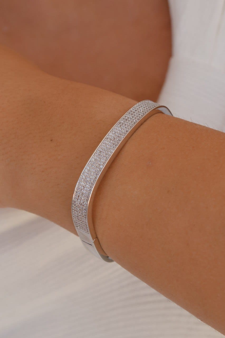 Elegant Silver Bracelet