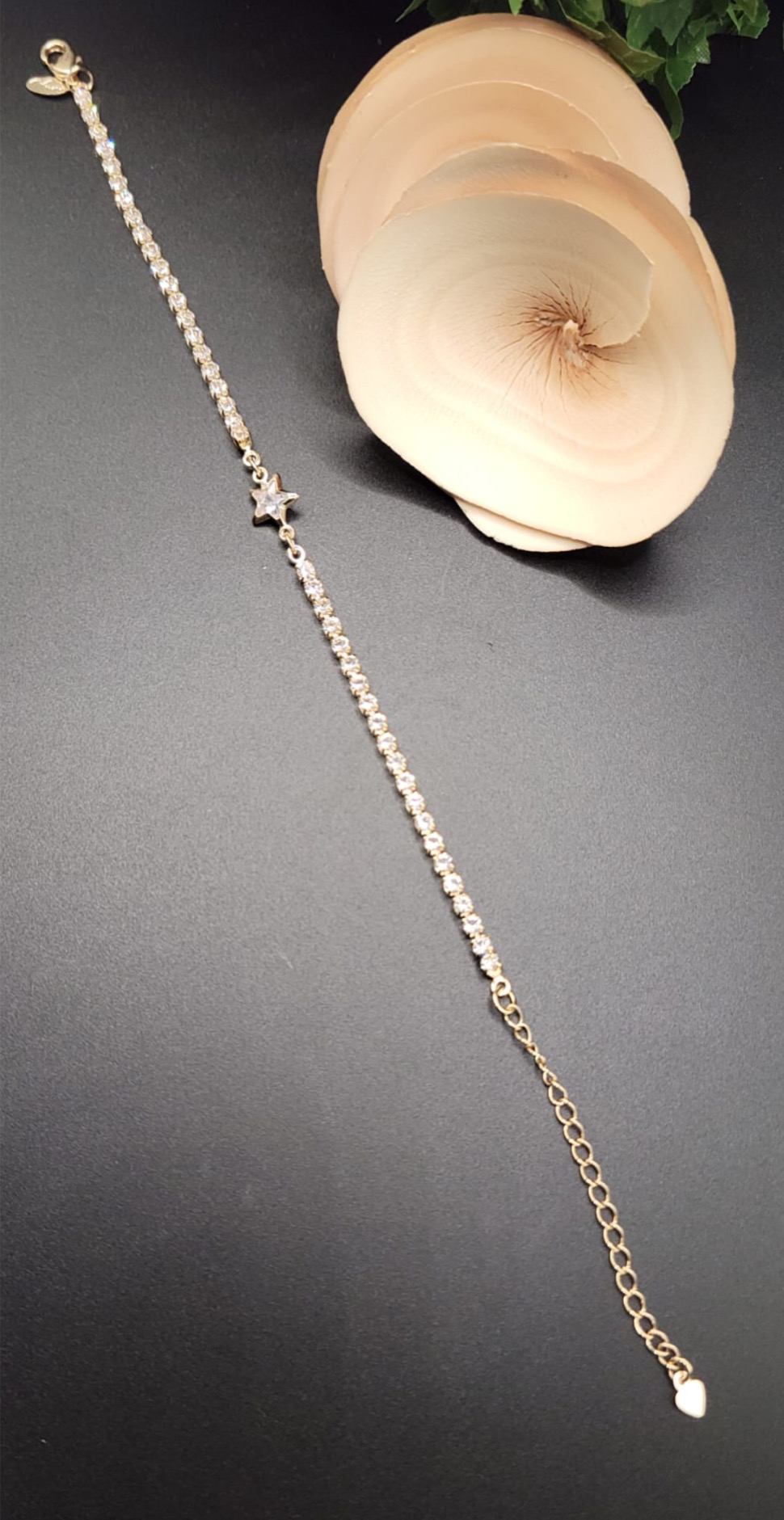 Elegant Gold Bracelet