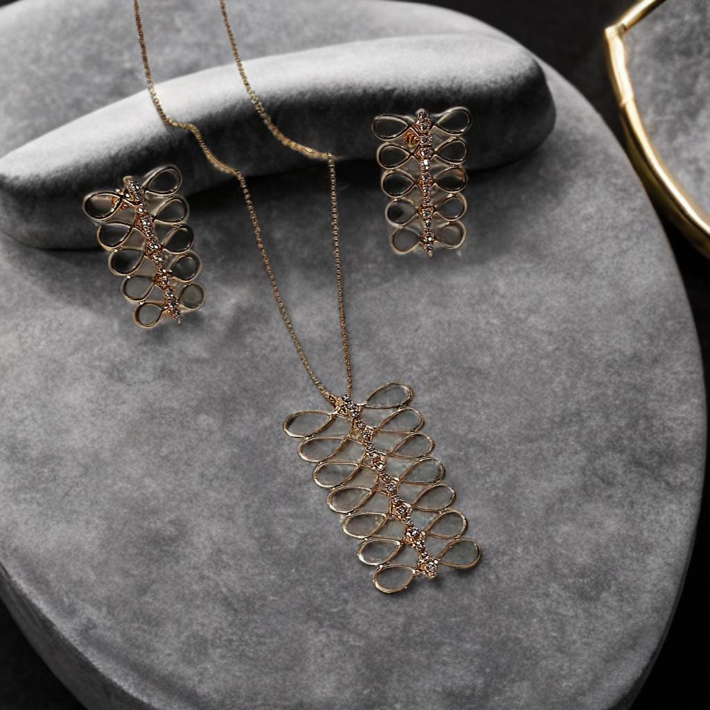 Elegant Gold Jewelry Set