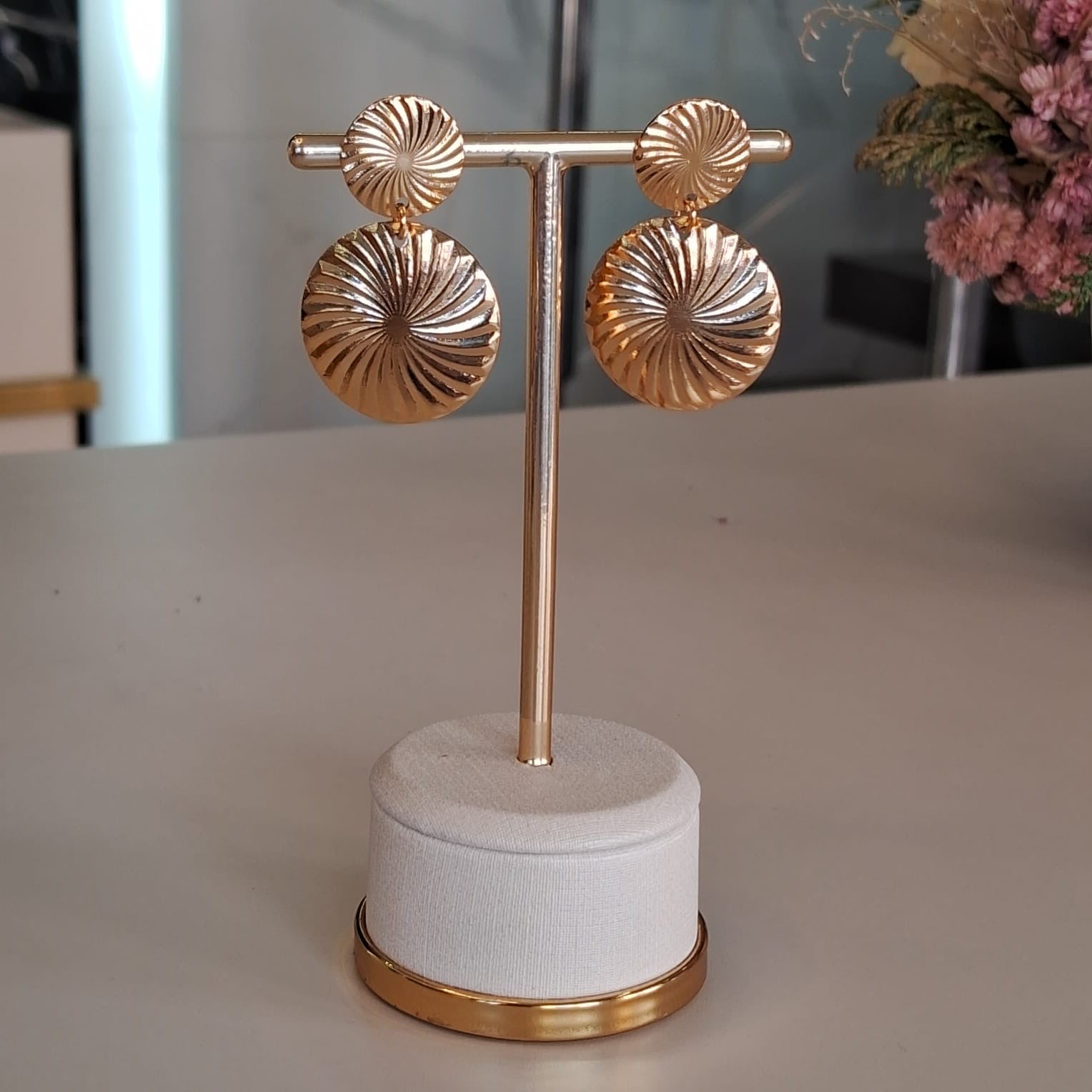 Elegant Gold Statement Earrings