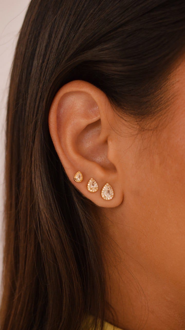 Elegant Teardrop Earrings