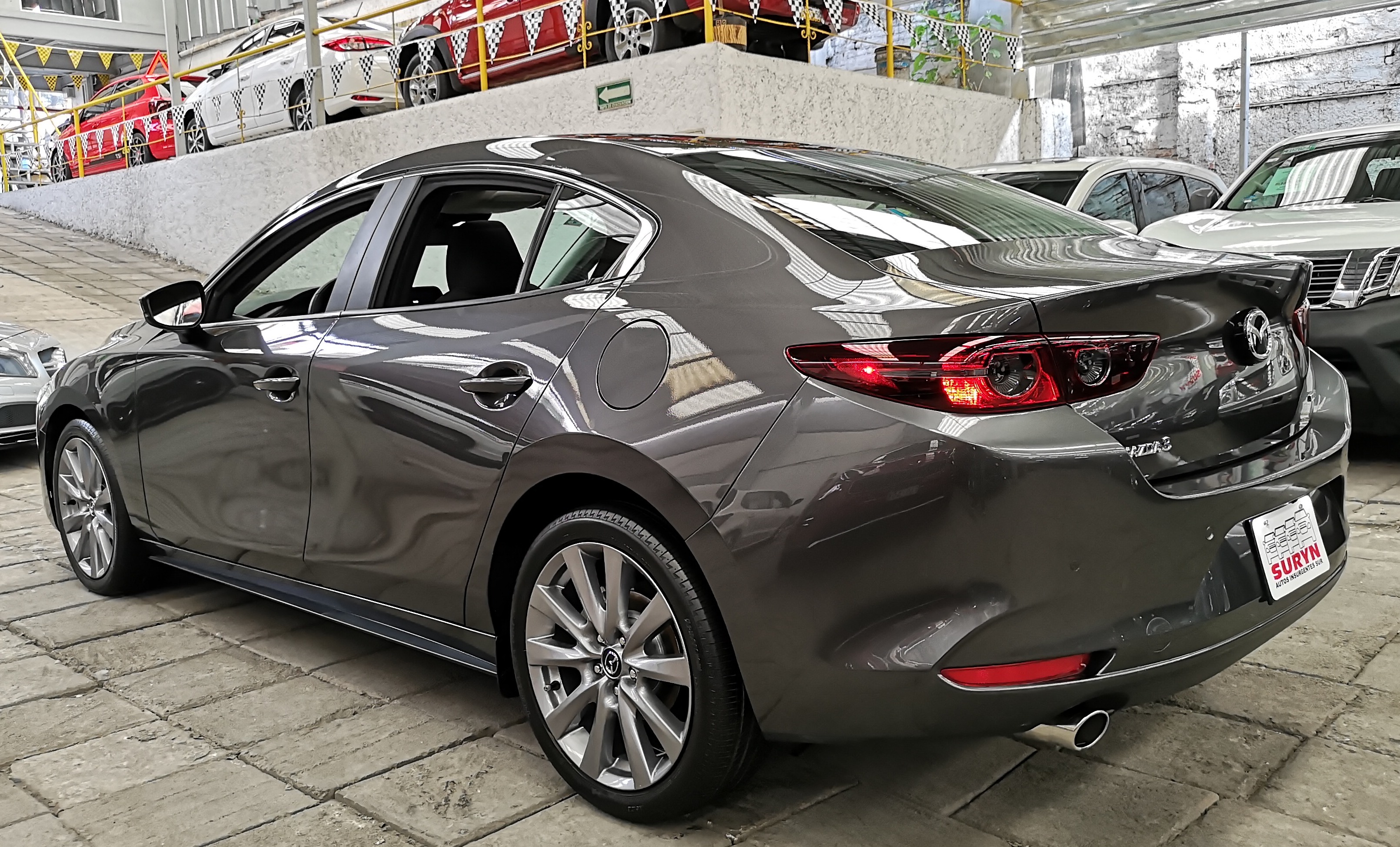 Mazda  3 2.0 I Sedan At