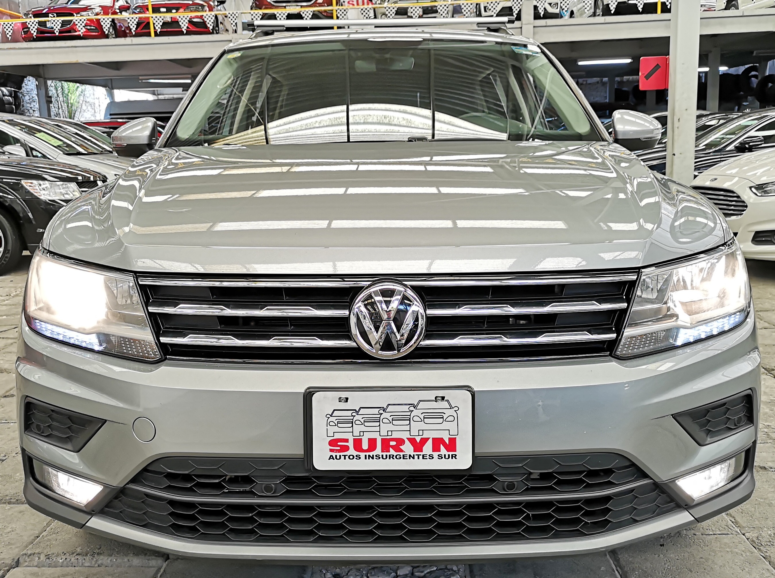  Tiguan  Comfortline  7 pasajeros