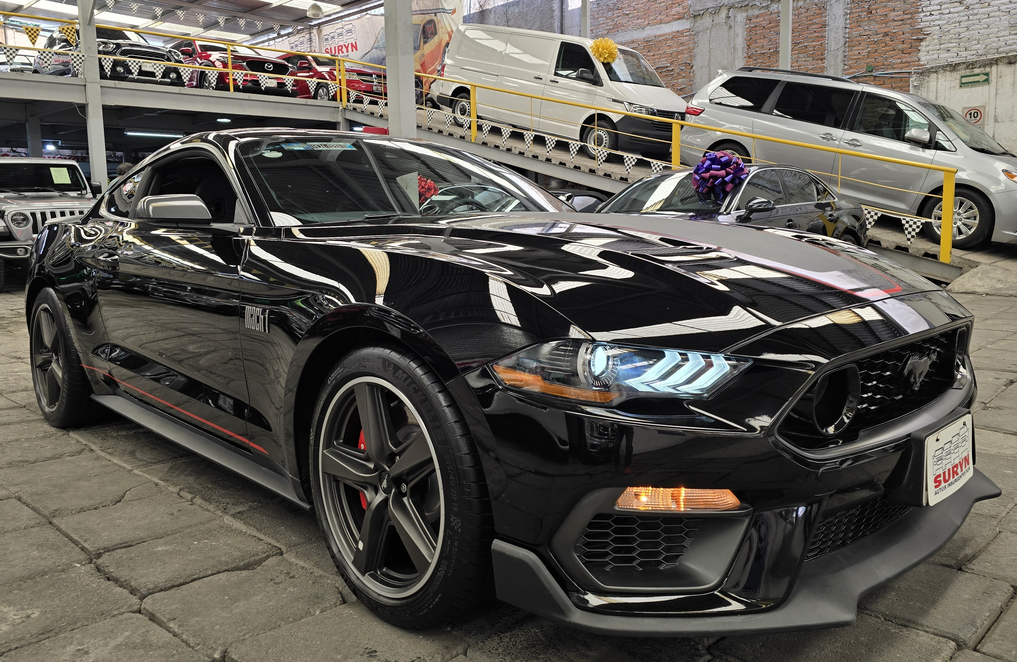  Mustang Mach 1 