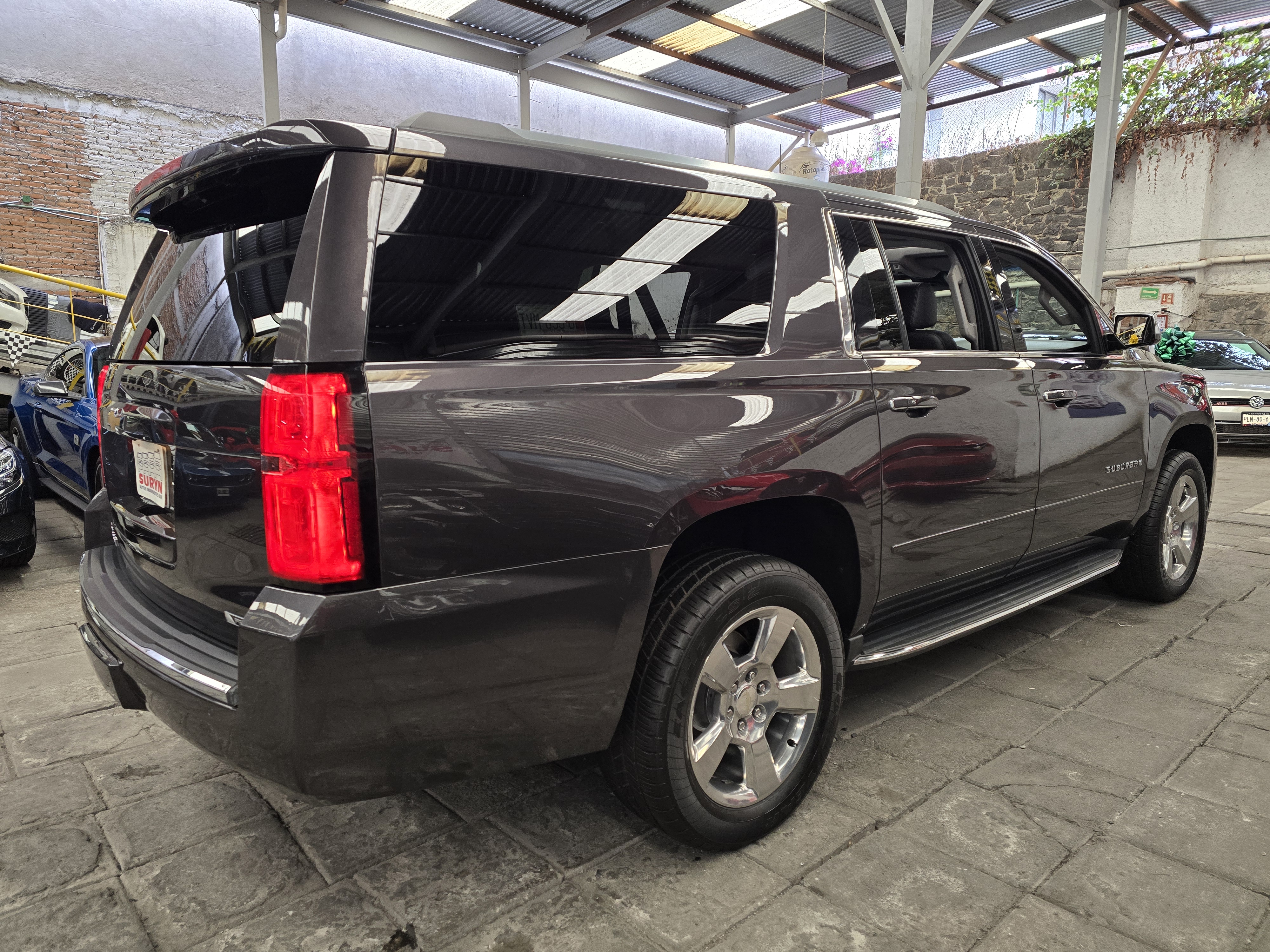 Suburban Premier 4x4