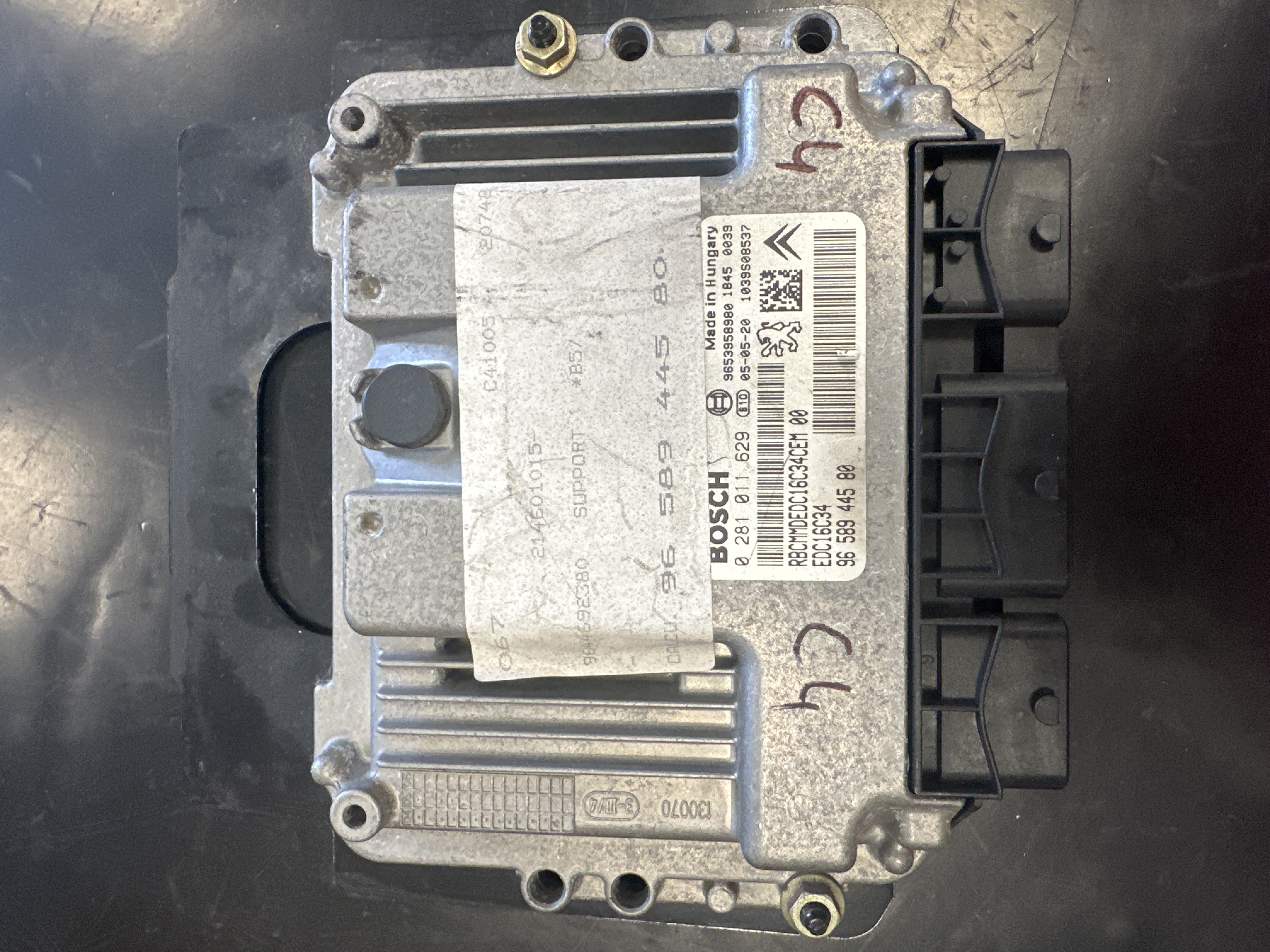 Calculateur Citroën C4 9658944580