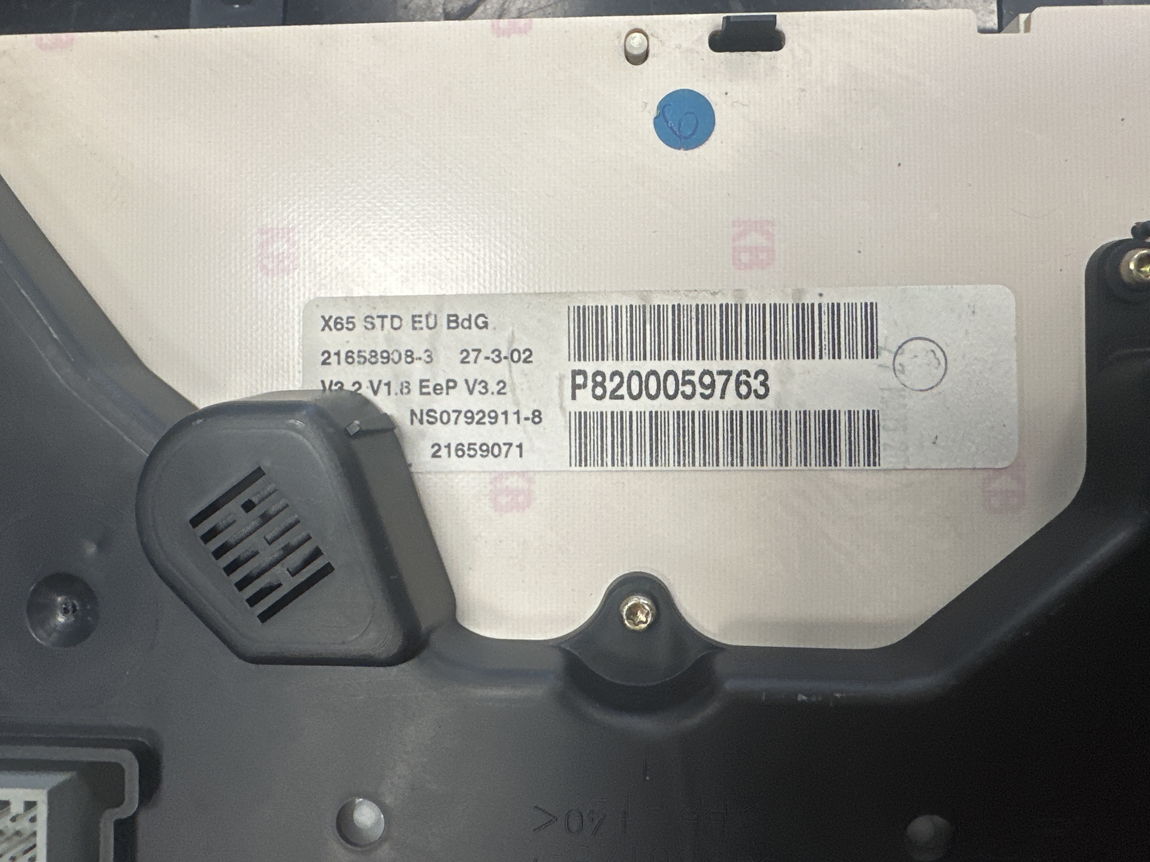  P8200059763 COMPTEUR DE VITESSE RENAULT CLIO 2 