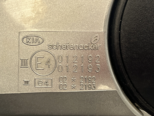 Rétroviseur D Kia Carens E4012192 