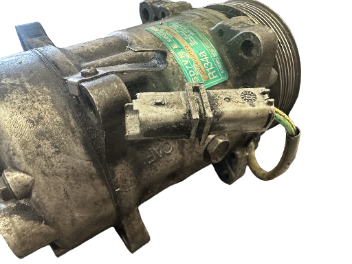 Compresseur de clim PSA 2L HDI SD7V16  1228F  6453JN