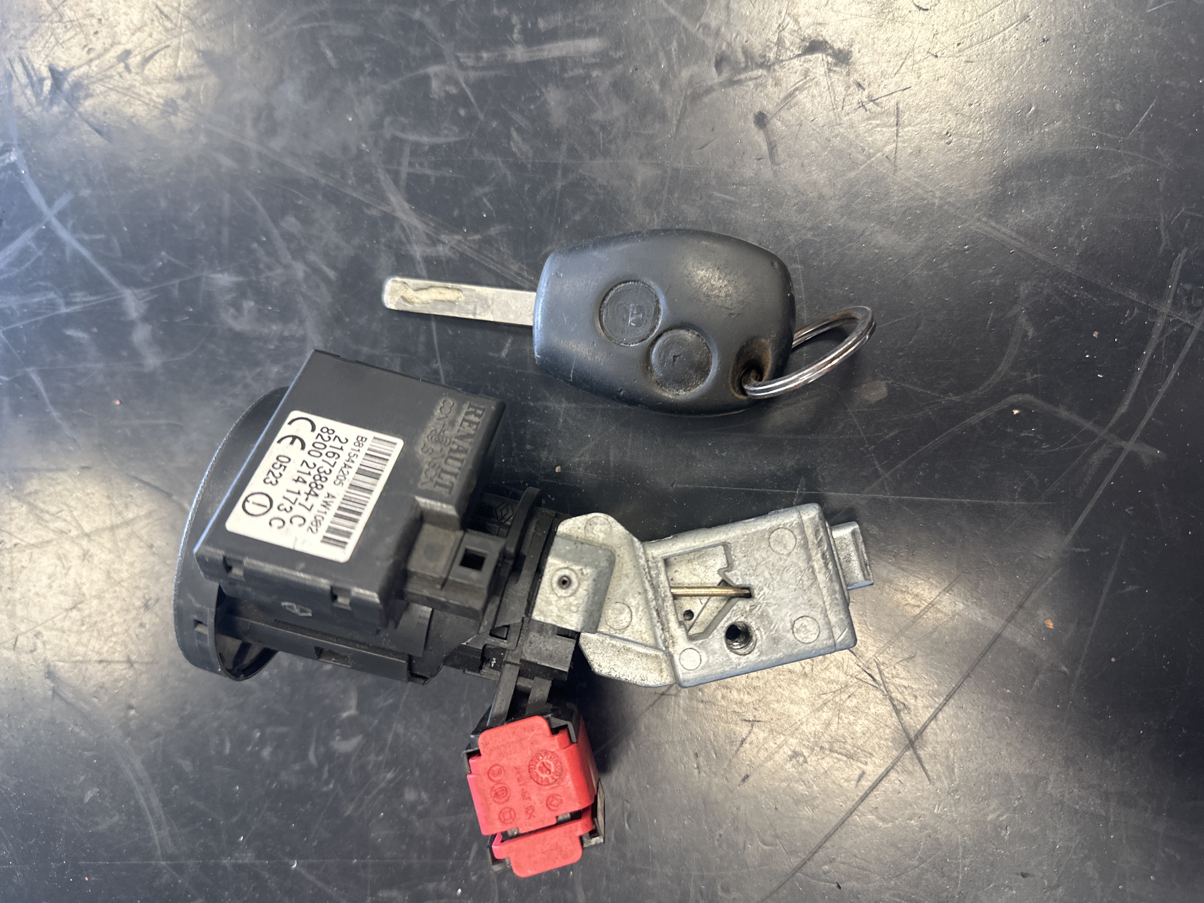 8200214173C NEIMAN RENAULT MODUS 