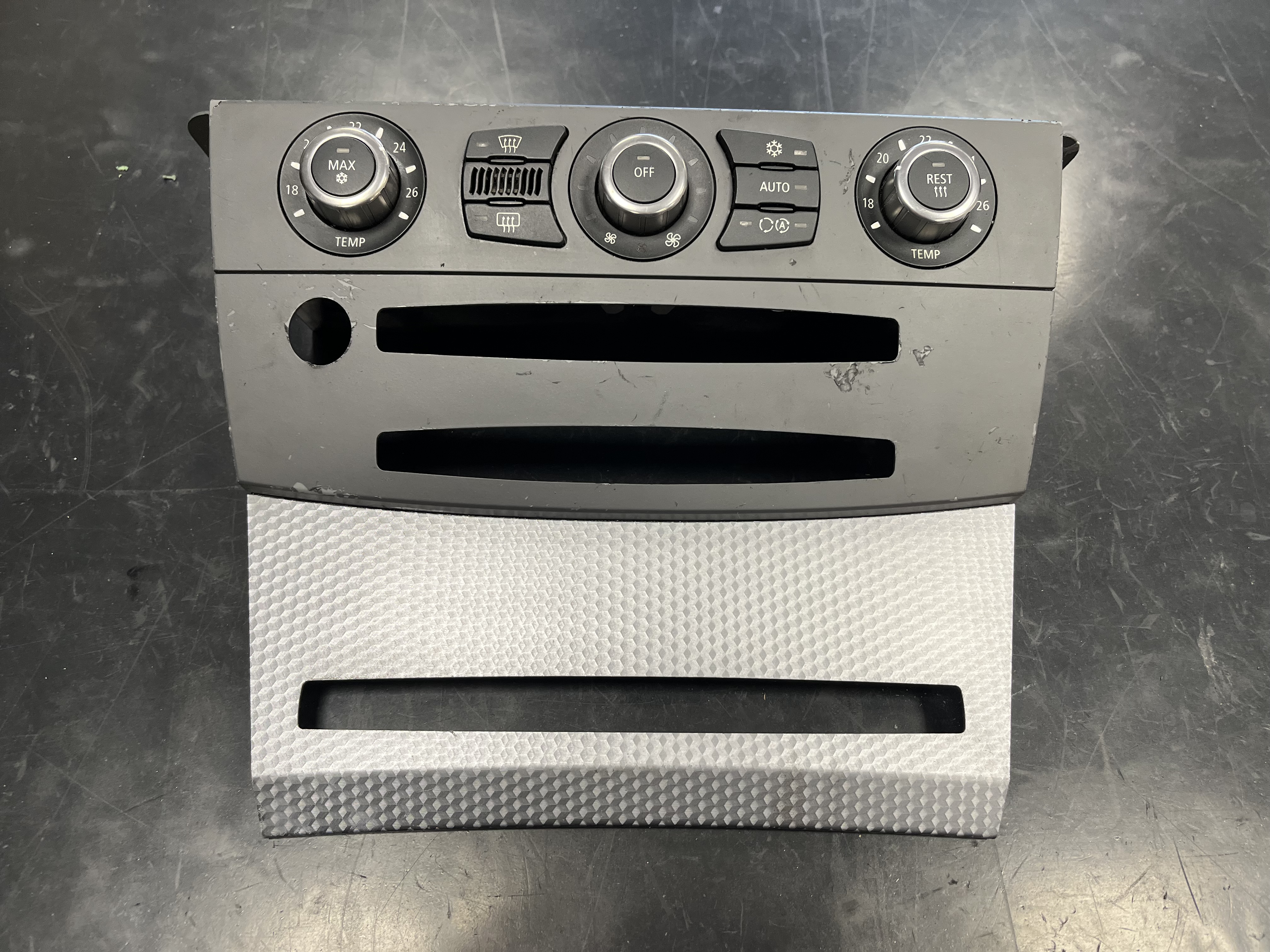 Commande climatisation BMW E60 9122398-01