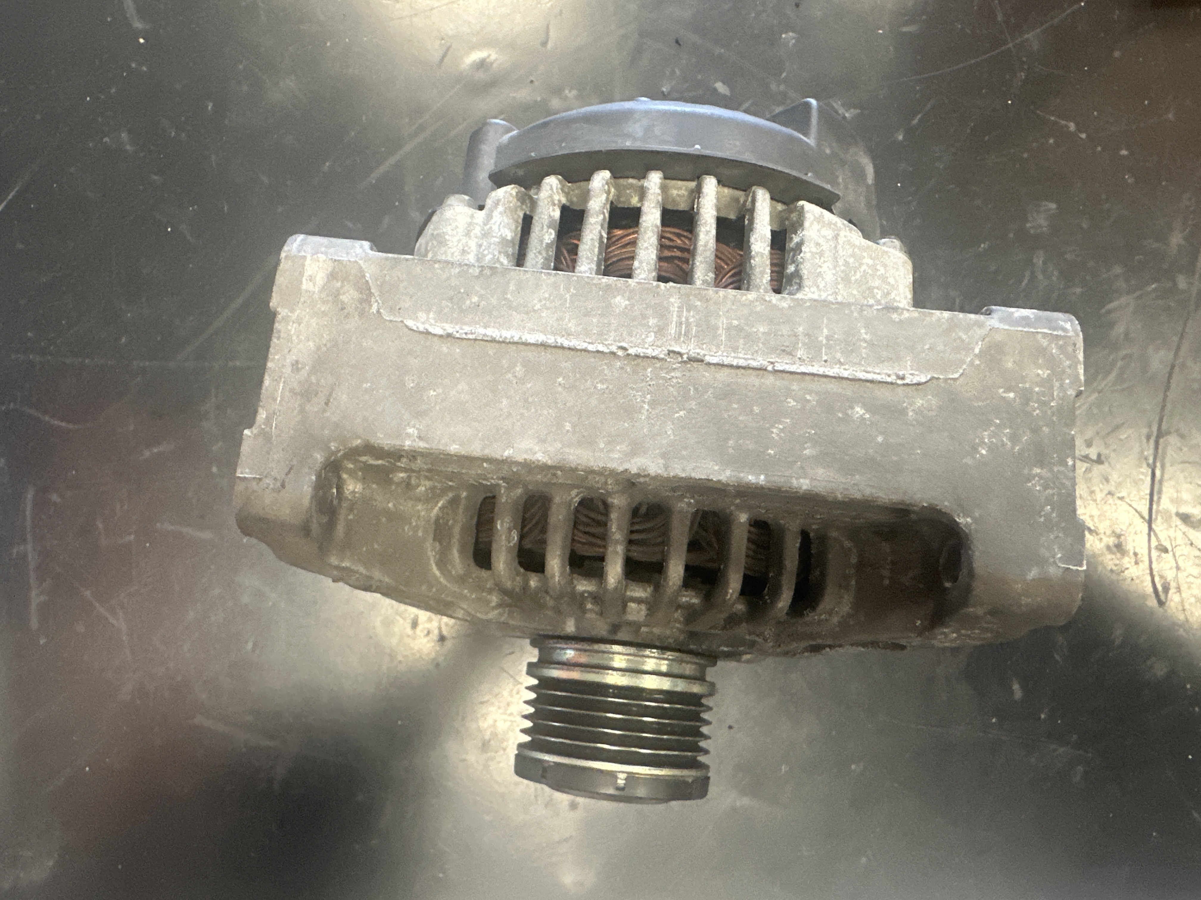 Alternateur Valeo 150A Mercedes Classe B A6401540302 