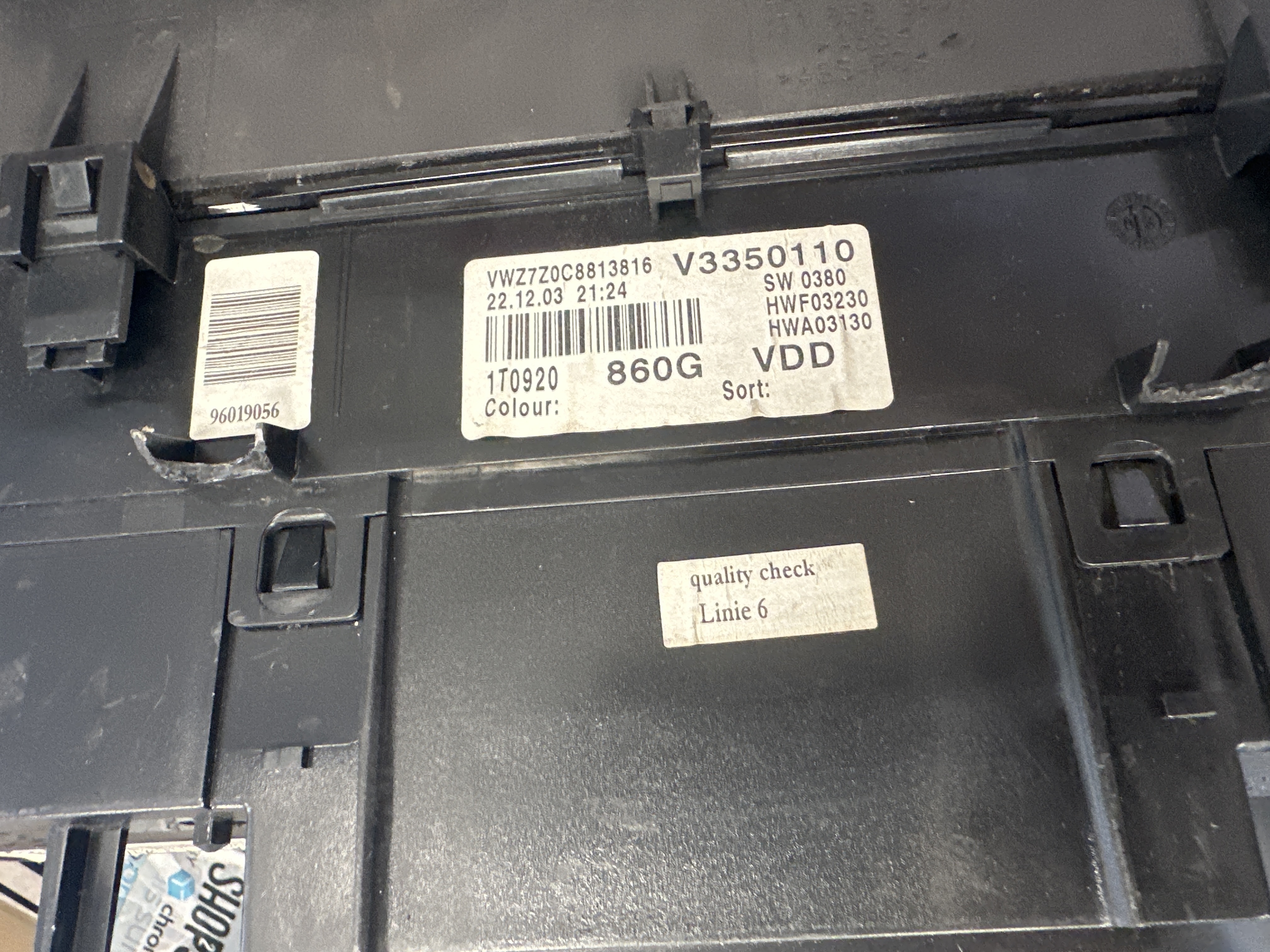 Compteur kilométrique Volkswagen Touran REF V3350110