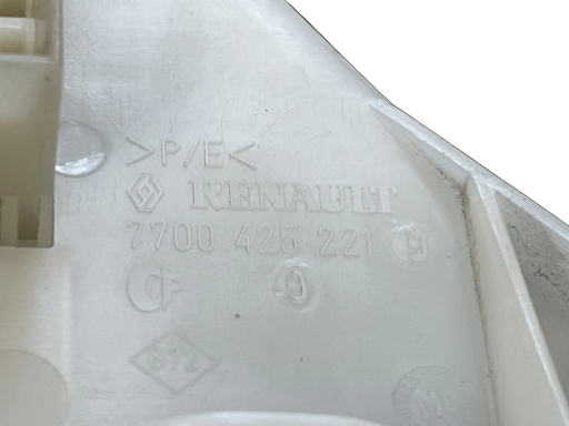 Boîte à fusibles Renault Twingo 7700425221