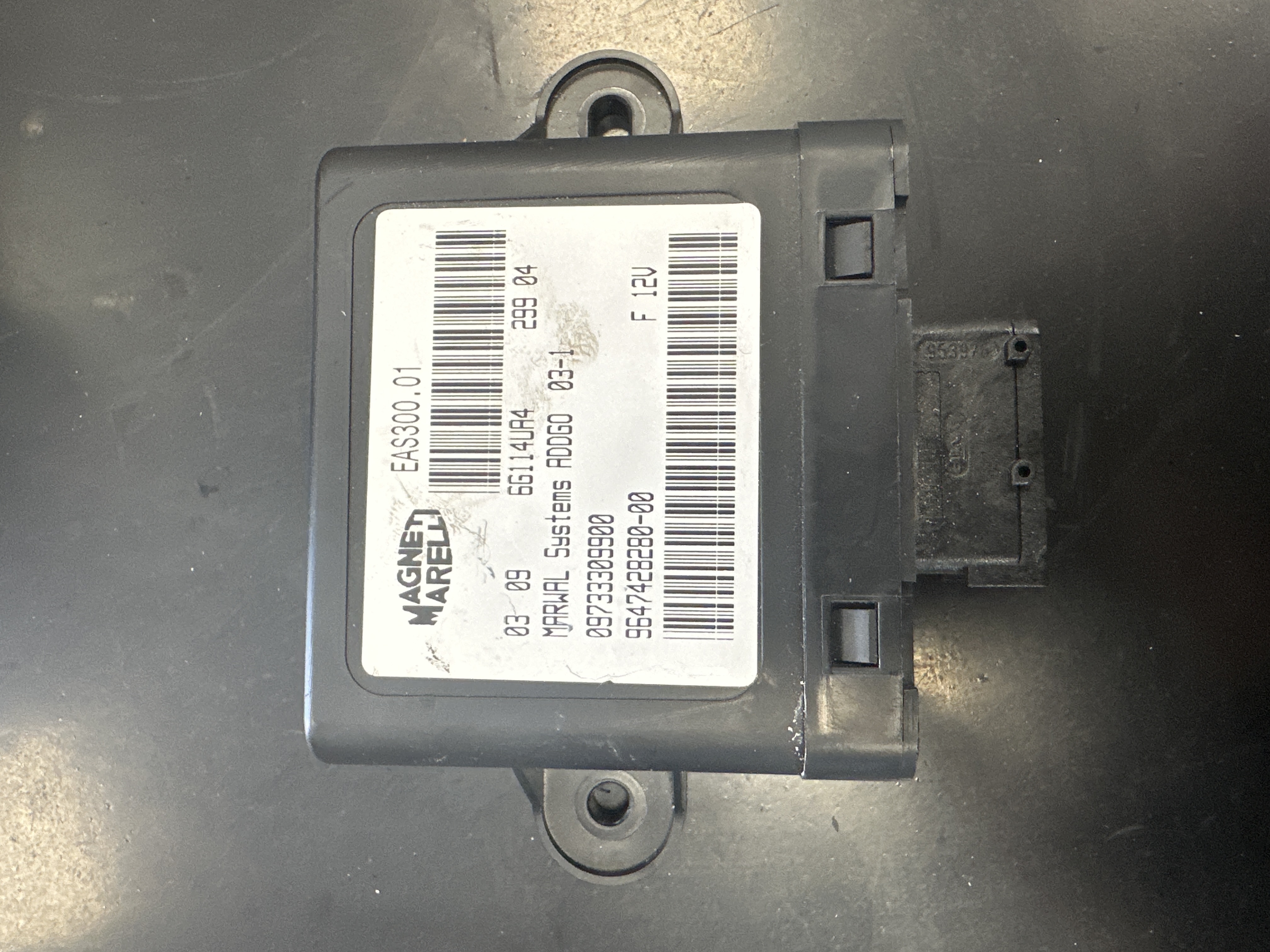 Calculateur PSA 9647428280