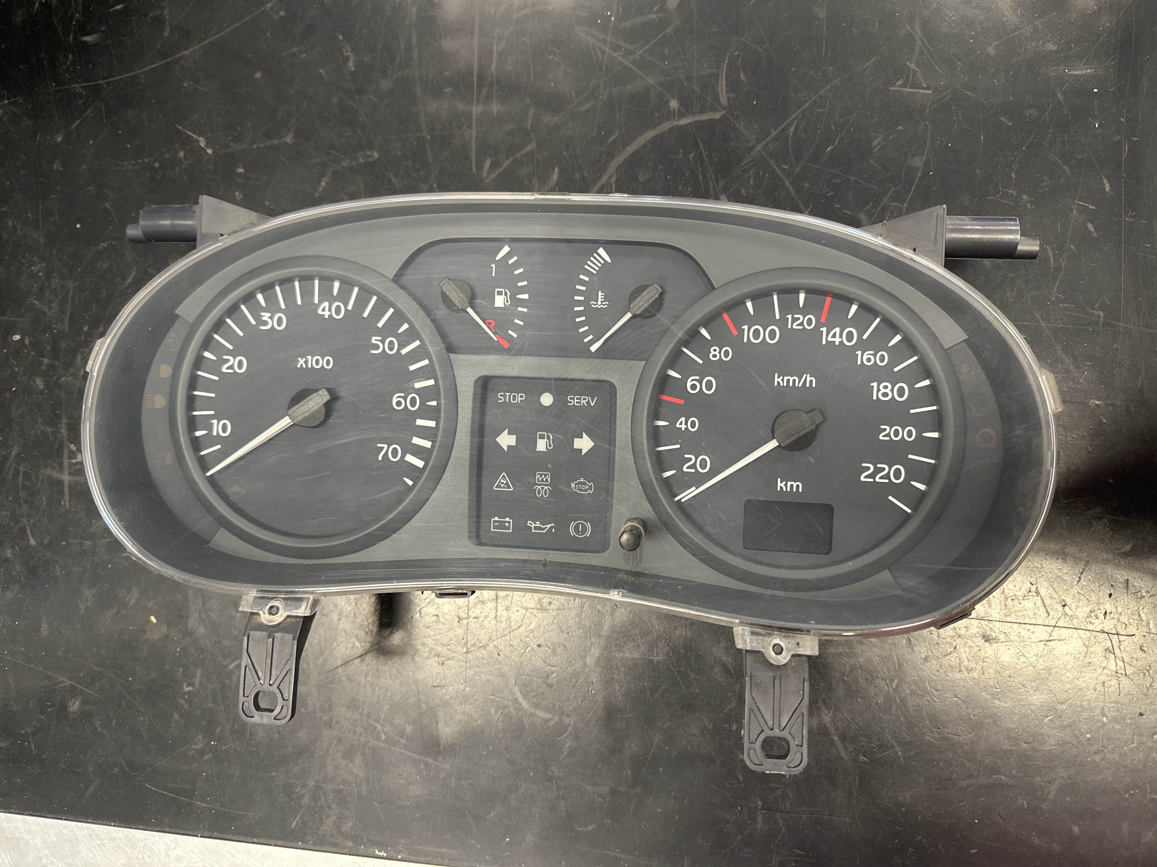  P8200059763 COMPTEUR DE VITESSE RENAULT CLIO 2 