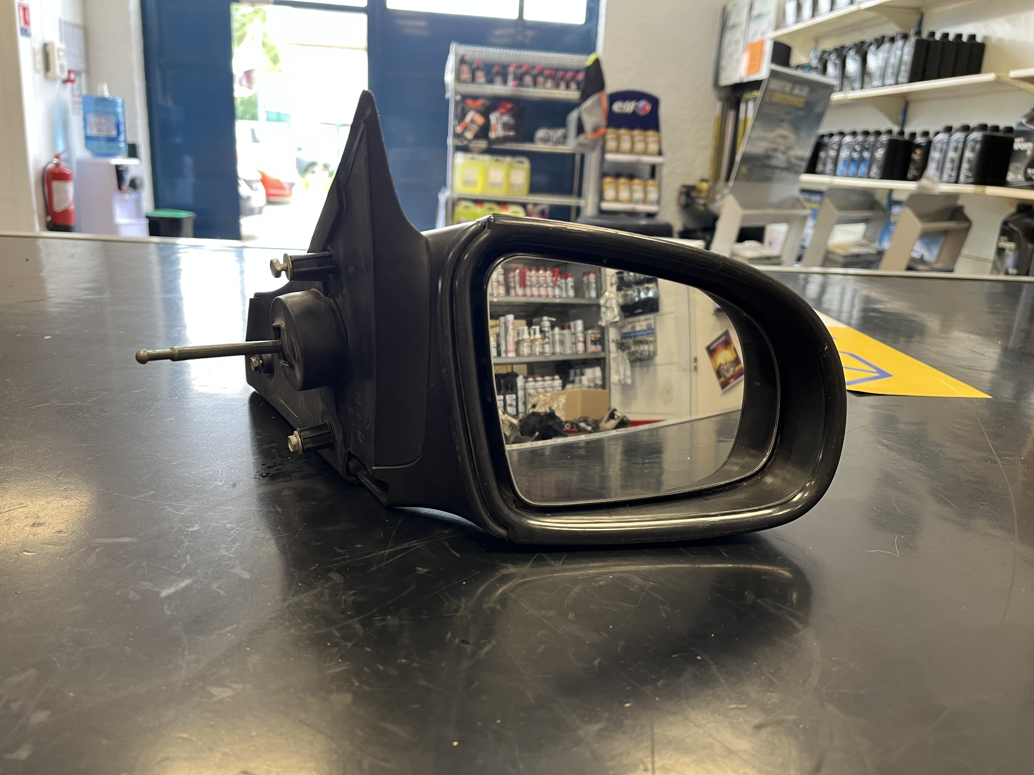 Rétroviseur D Opel Corsa B 008062349