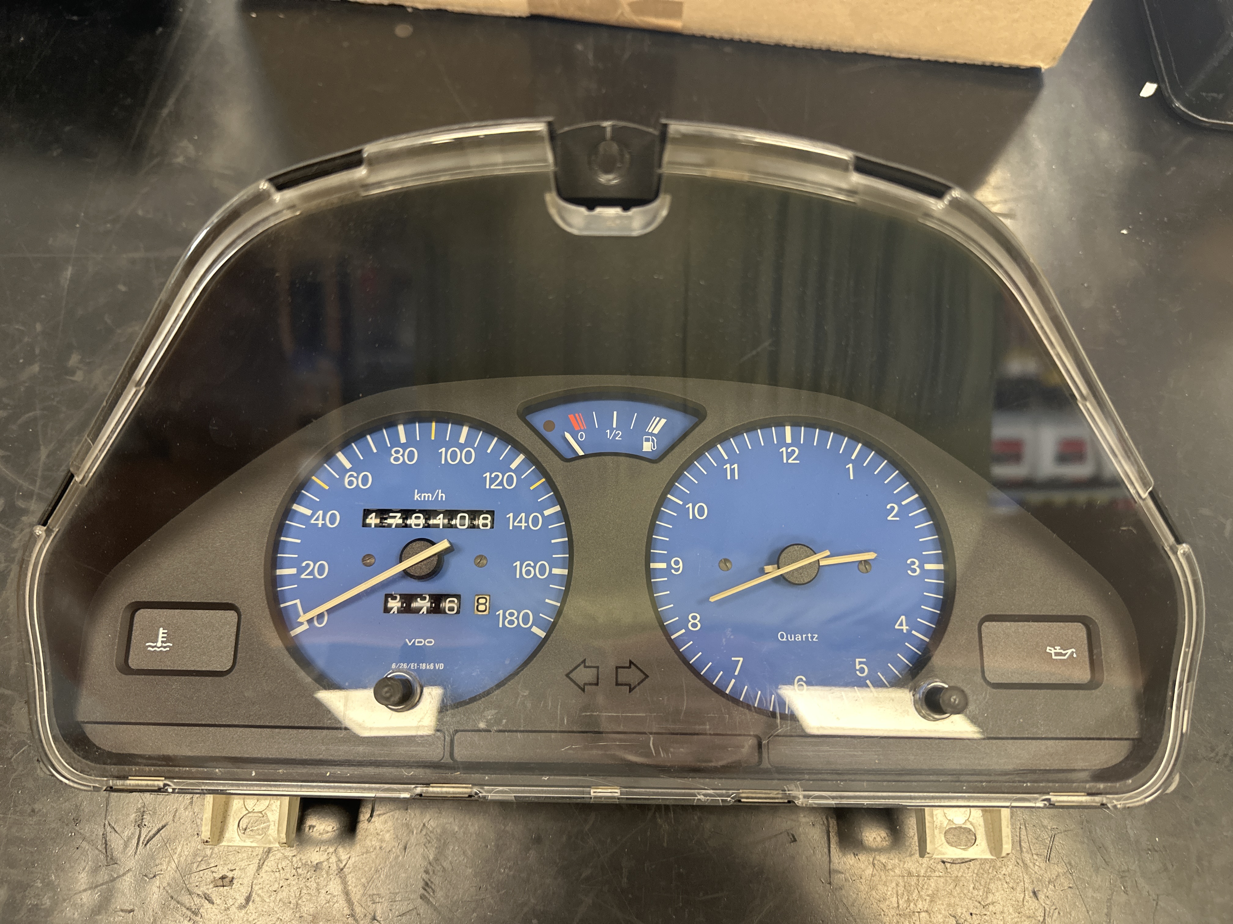 Compteur kilométrique Peugeot 106 REF 9646993680
