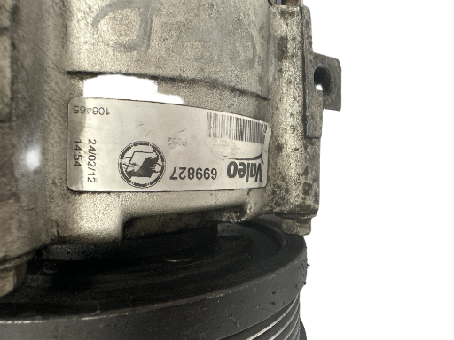 Compresseur de clim, Ford Mondeo/ Valeo 699827