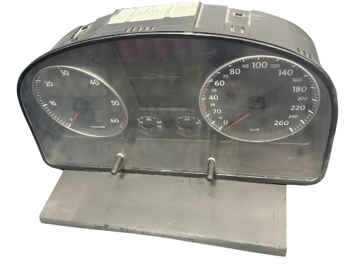 Compteur kilométrique Volkswagen Touran REF V3350110
