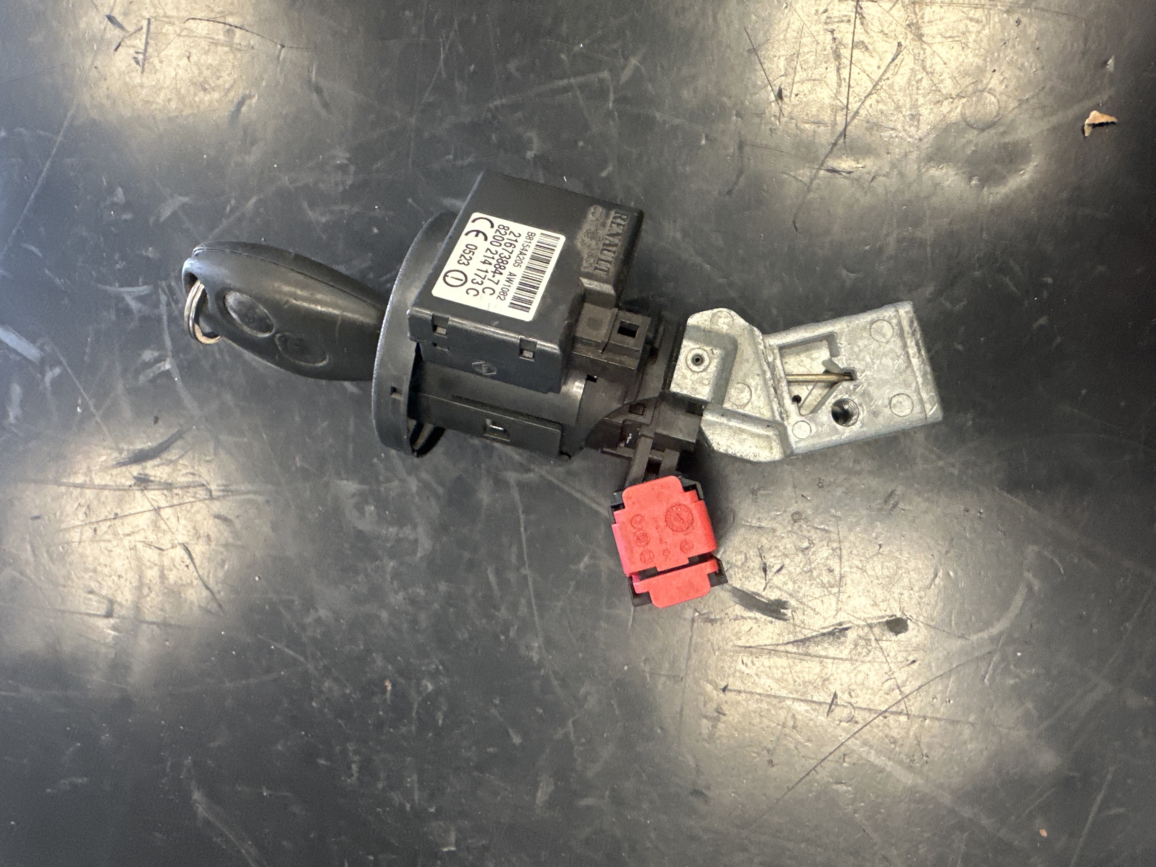 8200214173C NEIMAN RENAULT MODUS 