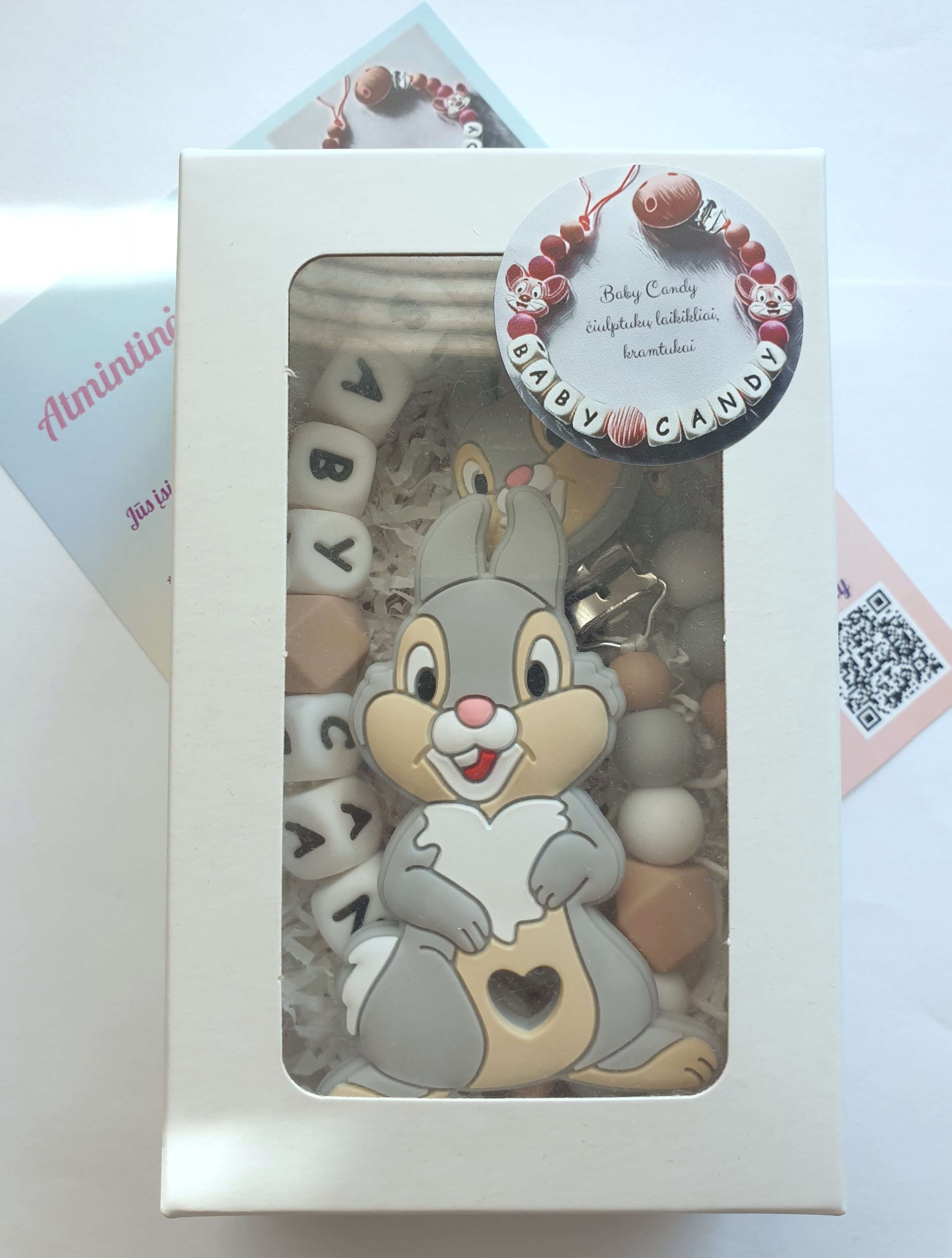 Čiulptuko laikiklis ir kramtukas "Zuikiai"