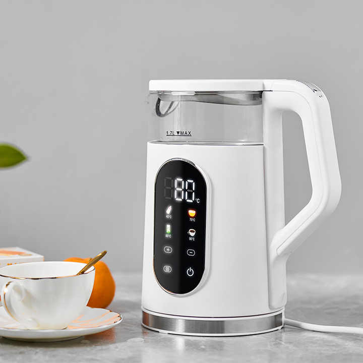 Kompakter Wasserkocher / Compact kettle