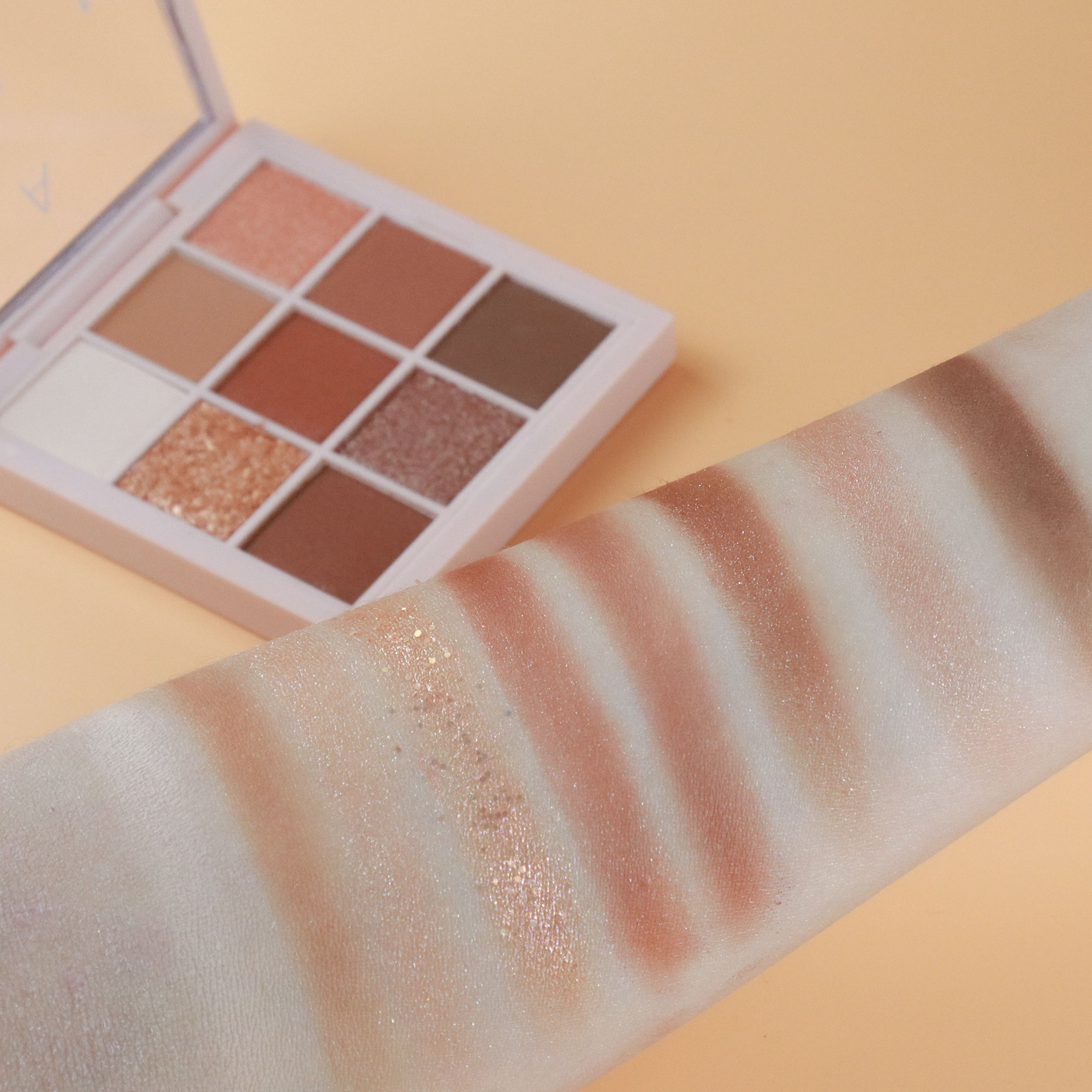 NATINDA MAGIC EYE SHADOW PALETTE - NO.02 Brown باليت ظلال العيون