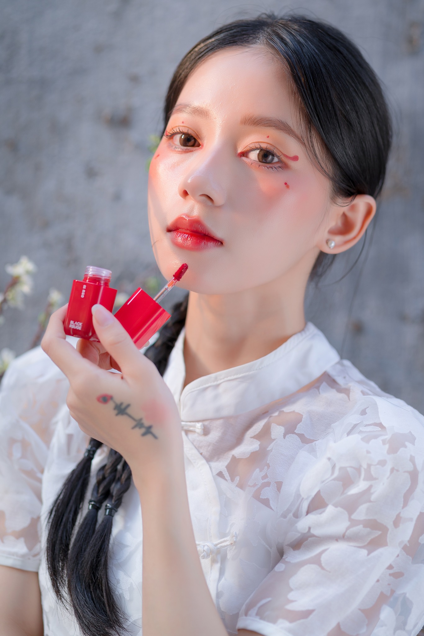 BLACK ROUGE - Glow Bokki Tint - GB02 Burnt Tomato -أحمر شفاه أسود - لون بوكي المتوهج