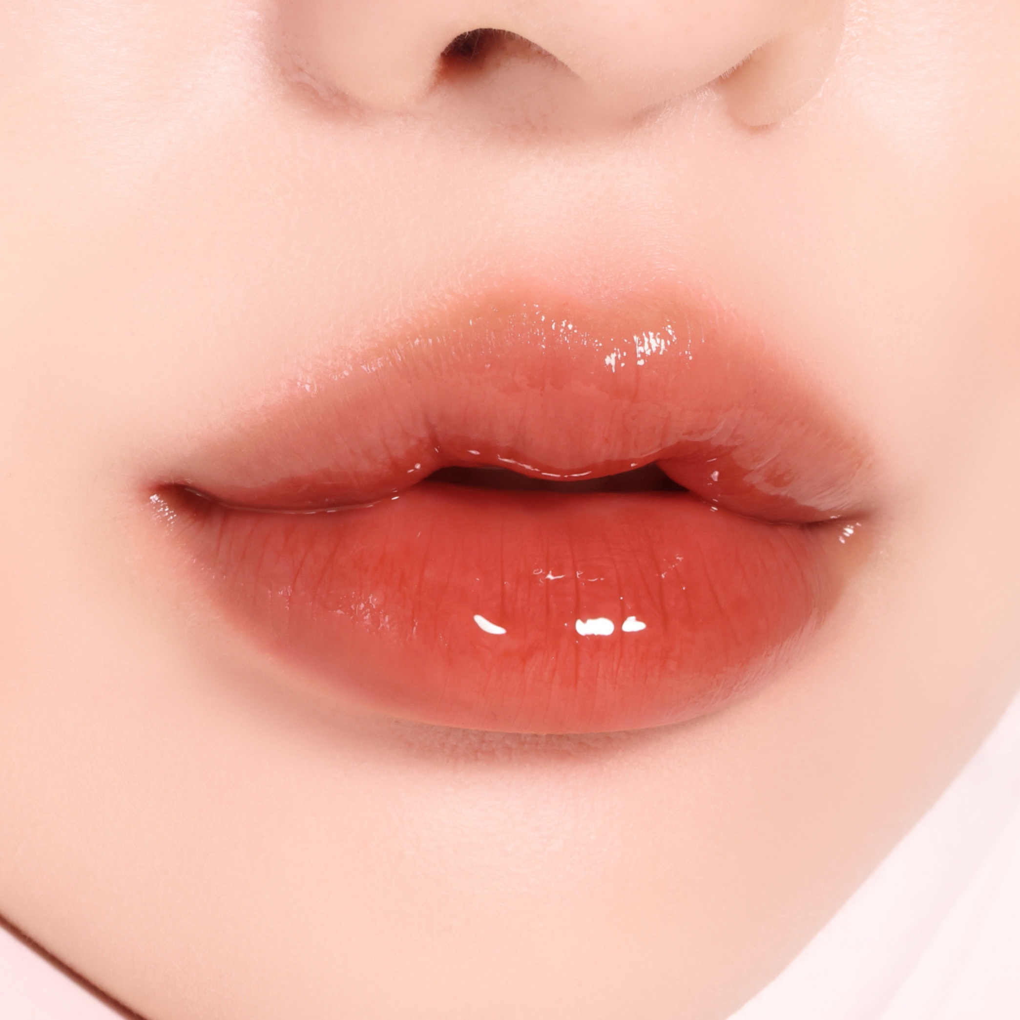 BLACK ROUGE - Chewy Lip Glaze - GZ06 Sweet Chili - أحمر شفاه أسود - ملمع شفاه مطاطي