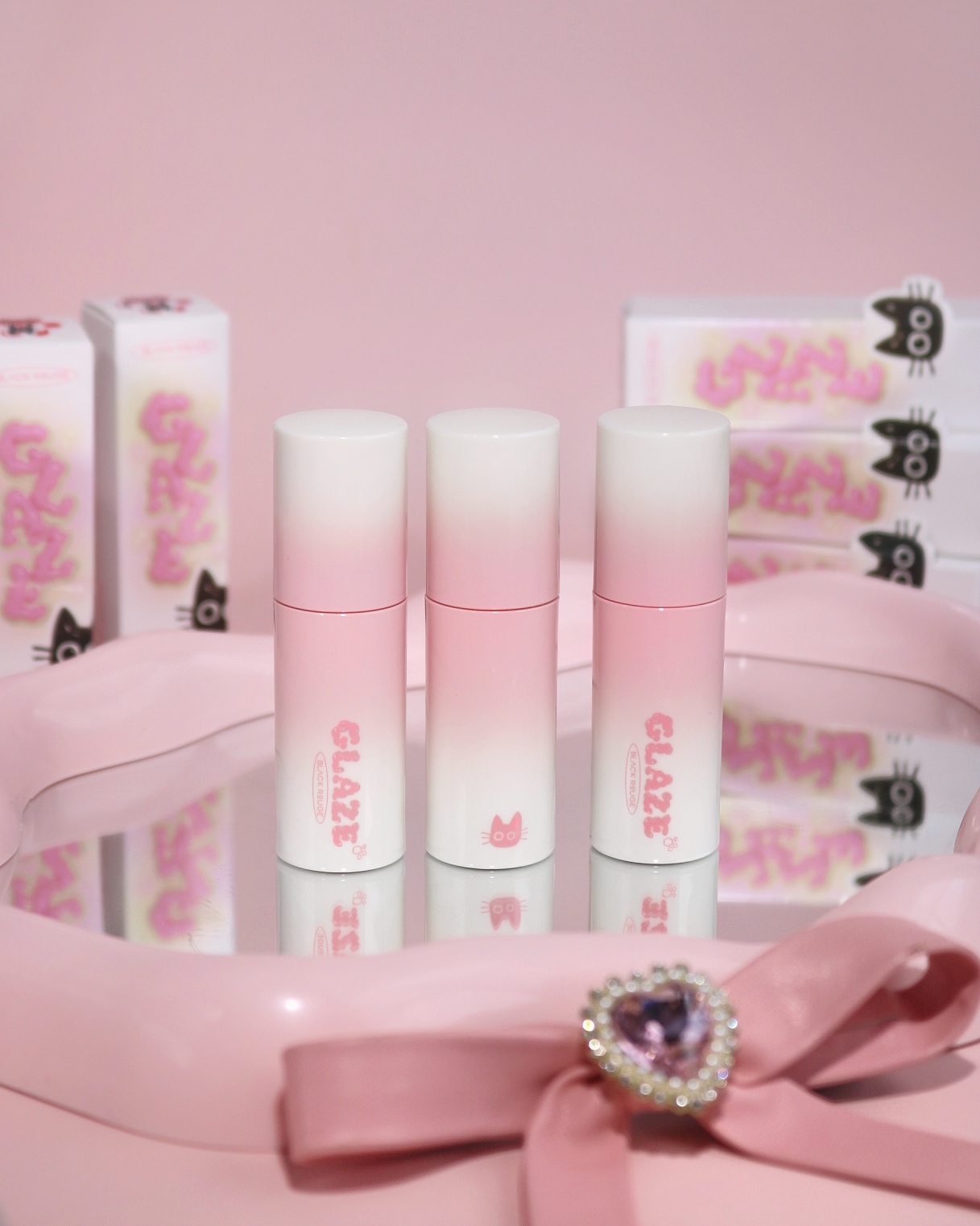 BLACK ROUGE - Chewy Lip Glaze - GZ01 Peach Blossom - أحمر شفاه أسود - ملمع شفاه مطاطي
