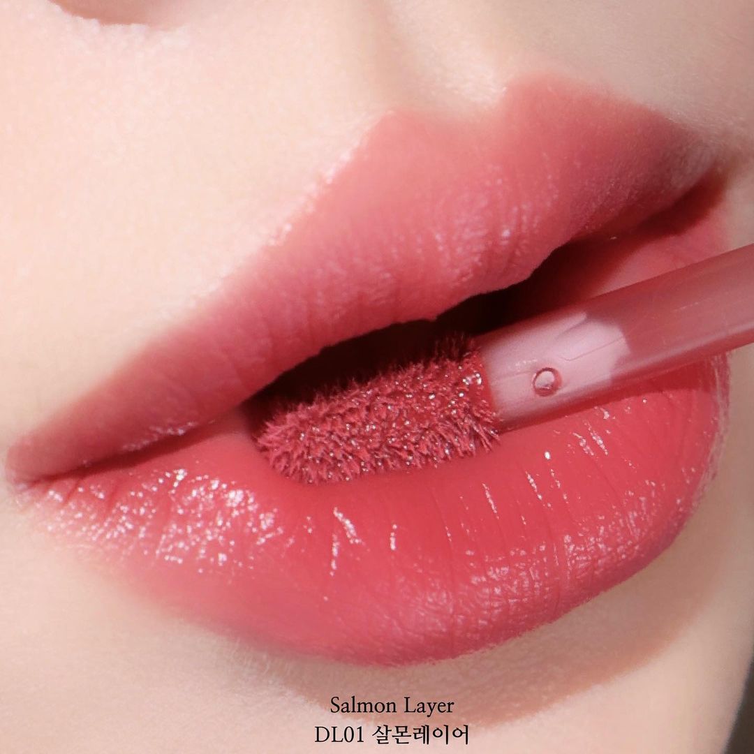 BLACK ROUGE - Double Layer Over Velvet  -DL01 Salmon layer-  أحمر شفاه أسود - طبقة مزدوجة فوق المخمل