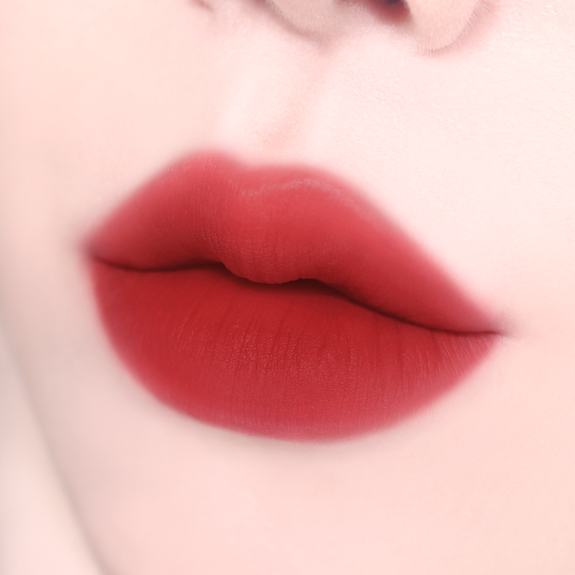BLACK ROUGE - Icy To Fog Velvet - FV03 Red Hommage-أحمر شفاه أسود - مخملي من الجليد إلى الضباب